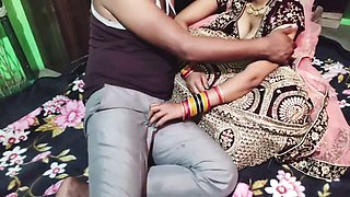 Super-hot newly married bhabhi Rumabhabhi gets pounded in the kitchen