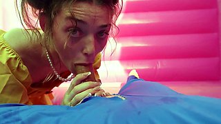 Brunette Beauty Shrooms-Q Gets a Hairy Outdoor Cumshot at