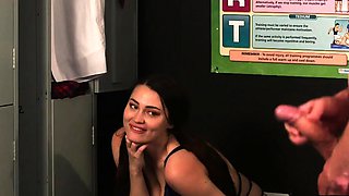 Tempting voyeur cheerleading peeking