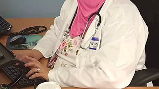 Hijab big ass bbw mature MILF doctor gets her big chubby juicy wet pussy fucked close up by patient in office doggy style - SSBBW