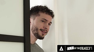 Reality porn with sweet Braylin Bailey from Out Of The Family