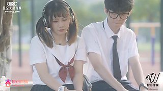 Model - Super Hot Asian Teen Student Fucks Her First Love!