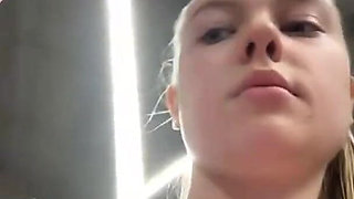 Masturbate in the Gym so Hard