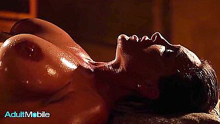 Smoking Hot Blondie Gets Her Pussy Licked Clean After A Hot Massage