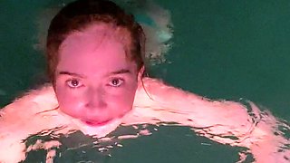 Amateur teen outdoor blowjob
