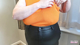 My Big Tits Spill Out All Over The Place (homemade natural bigtits mature aunt bbw_wife)