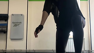 Gym in Nylon Socks