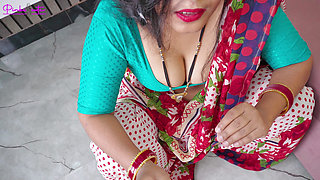 Indian stepmom getting Facial Cumshot and giving hard Blowjob to young stepson after stepson&#039;s Breakup with hindi audio.