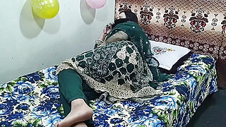 Muslim Stepmom Fucked by Desi Stepson