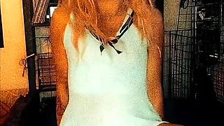 Blonde Slut Dancing