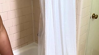 Stepmommy Takes a Shower Cam