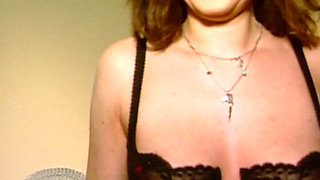 Amateur Babe From Germany Showing Her Perfect Body on Casting