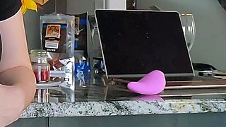 Sexy hottie Anetta Keys enjoys a solo toy masturbation