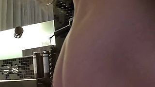 Naked MILF Pissing at Walking