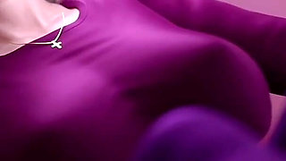 My MILF Stepmom Stuck in the Garage - 3D Hentai Animated Porn with Sound