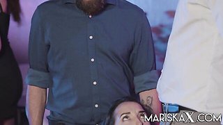 Mariska X featuring Francys Belle's skinny video