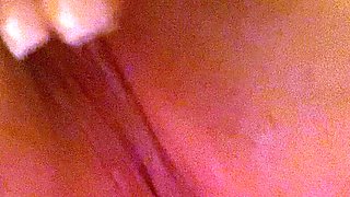 Close up amateur beauty uses her toy to masturbates