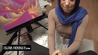Hot Arab Stepsister Deepthroats Stepbrother's Cock For Secret