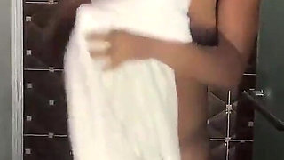 Horny Sexy Melanie Teen Showering