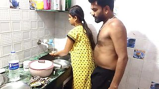 Hot Indian Girl Aalox Fucked Hard in Kitchen - Desi Sex Mumbai