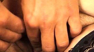 Amateur threesome with blonde German granny Lola R