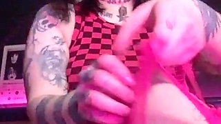 Sexy Emo Girl Ripoff Pink Fishnets