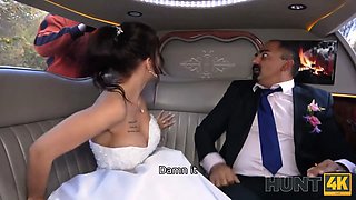 Hunt4k. random passerby scores sexy bride in the wedding limo