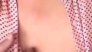 I Take My Tits Out on the Beach and at Home, I Love Making Cocks Very Hard Before Fucking