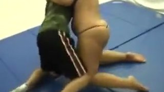 Gordita luchadora de mma