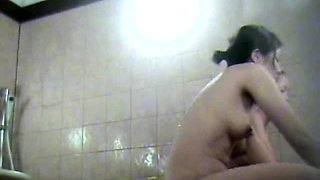 Amateur MILF Sara Bathroom Spy cam