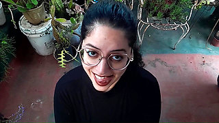 Risky rooftop blowjob while neighbors were nearby 👀 Part 1