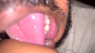 Desi Bengali Mom Fingering & Cum in Mouth - Hot Homemade Kolkata Sex