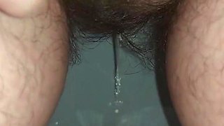 Pee Pissing in the Toilet