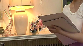 An Art College Student Watches Masturbation While Drawing!
