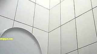 HIDDEN CAMERA IN WOMEN'S TOILET - VIDEO