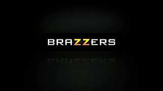 Horny Schoolgirl Selfies With Jenna Ashley, Jewels Jade - Brazzers