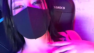 I Am a Hot and Sexy Streamer