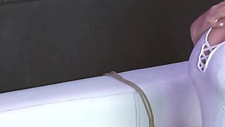 4K Breathplay Colibri Bondage Condon Entrenamiento Moni Lee