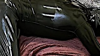Giant Strap-on Destroys Gigi's Cunt