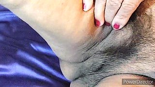 Full Vagina View. Fingering & Stroking My Hairy Pussy