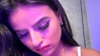 Love Chat Big Boobs Brunette Masturbating For Cam