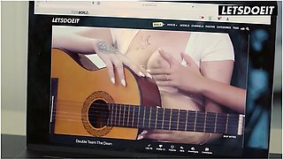 Blonde Lesbian Roommates Romantic Threesome With Stepmom