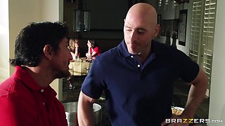 Daughter Swap With Johnny Sins, Riley Reid, Dakota James, Tommy Gunn - Brazzers