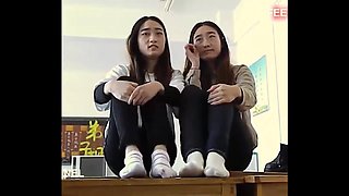 Two Innocent Chinese Girls Show Their Soles