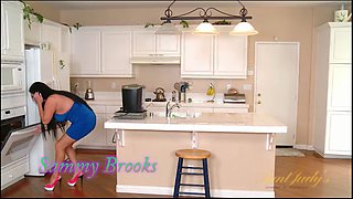 Sammy Brooks fingers herself in the kitchen