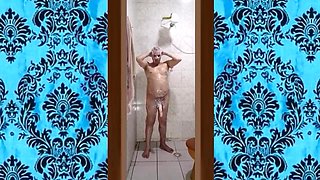 O Meu Banho Gostoso Com o Pau Duro 001