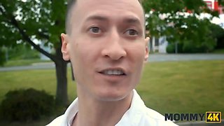 Mommy4k. mummy couldn't handle herself and pounded