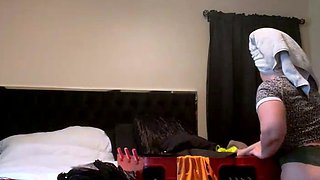 Sexy hottie Anetta Keys enjoys a solo toy masturbation