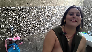 Step daughter seduced her step dad to fuck her pink pussy cum inside vagina