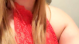 Bored Housewife Squirter Alone on Valentines Day with Her New Glass Dildo